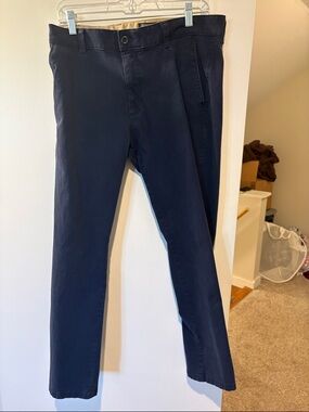 Dockers Men's Dark Navy Slim Chinos